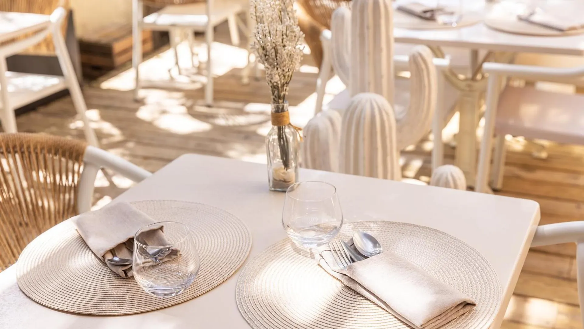 Le Trefle Hotel Portet-sur-Garonne 3*,  Frankrig