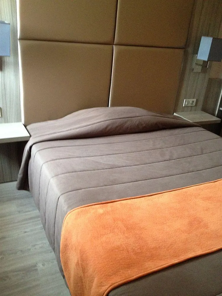 Le Trefle Hotel Portet-sur-Garonne
